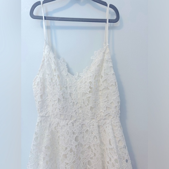 NWOT ASTR the Label Lace A Line MIDI Dress in White - XS - Picture 11 of 15